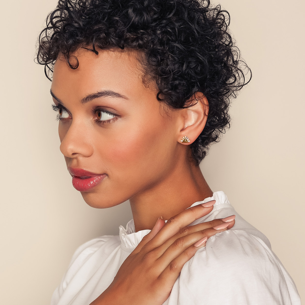 Harwell Godfrey Multicolored Sapphire Sunburst Pyramid Stud Earrings in Yellow Gold