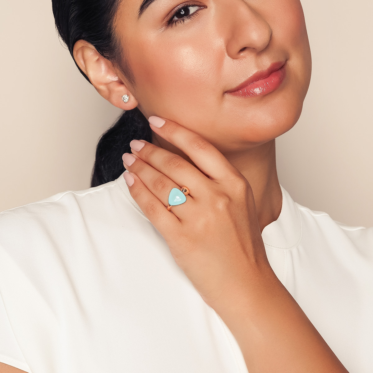 Vhernier Freccia Trillion Turquoise & Rock Crystal Quartz Ring in Yellow Gold