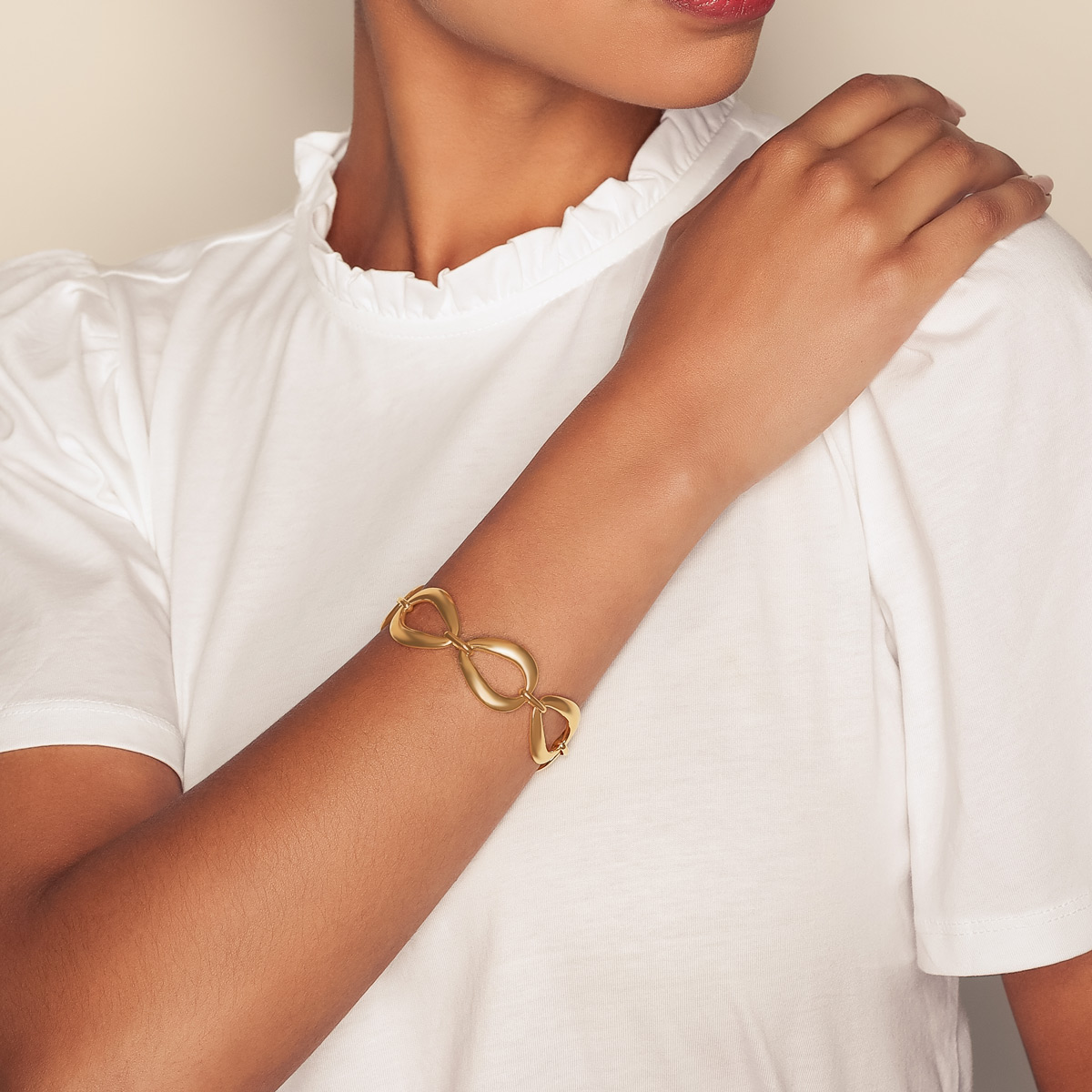 Yellow Gold Oversized Tapered Link Bracelet, 7