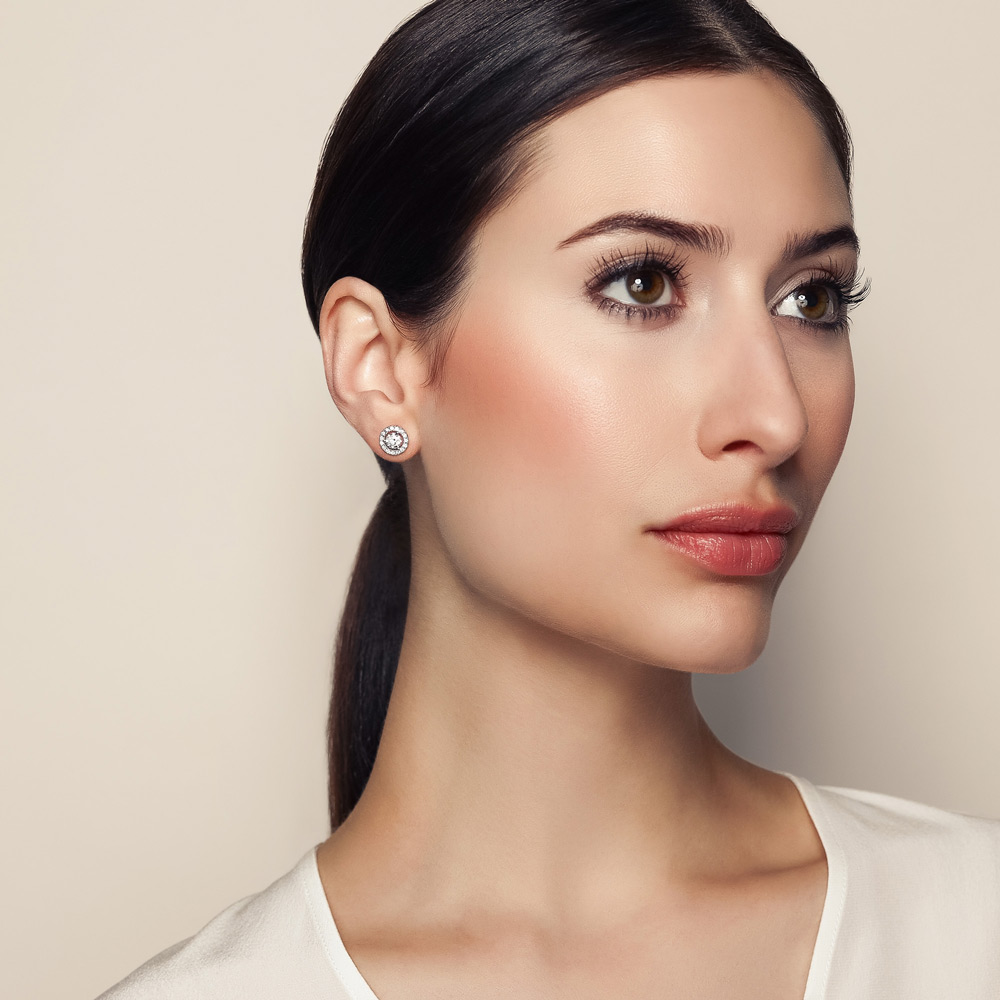 Halo Diamond Stud Earrings in White Gold, 1 cttw