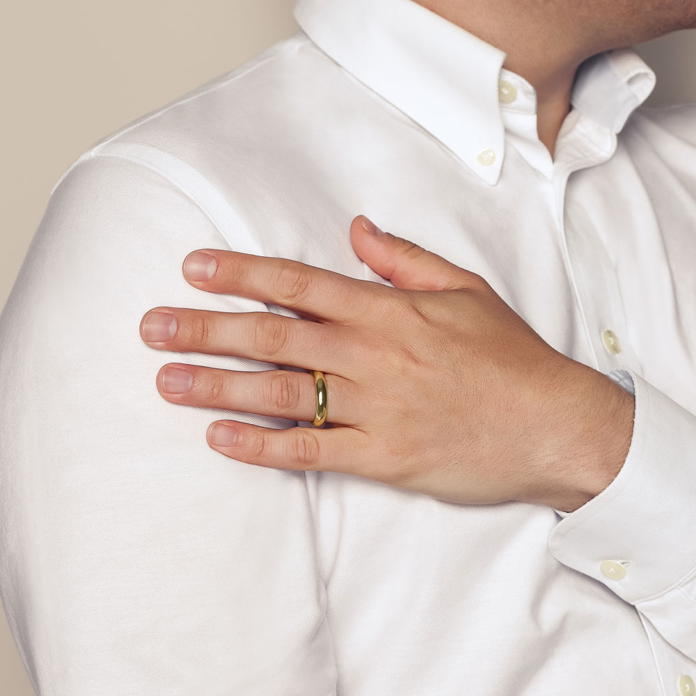14K Yellow Gold Plain Comfort Fit Wedding Band, 5mm