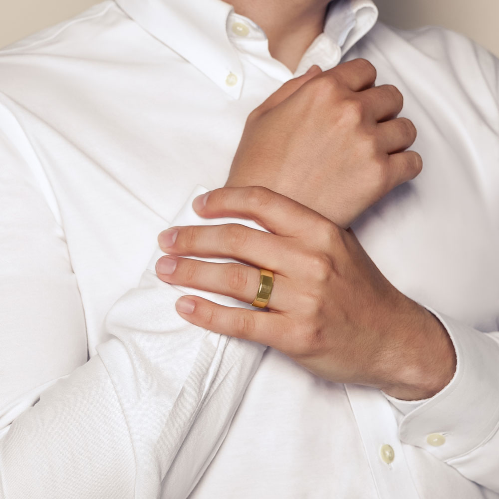 8 mm Flat Wedding Band with Beveled Edge in Yellow Gold, Size 9