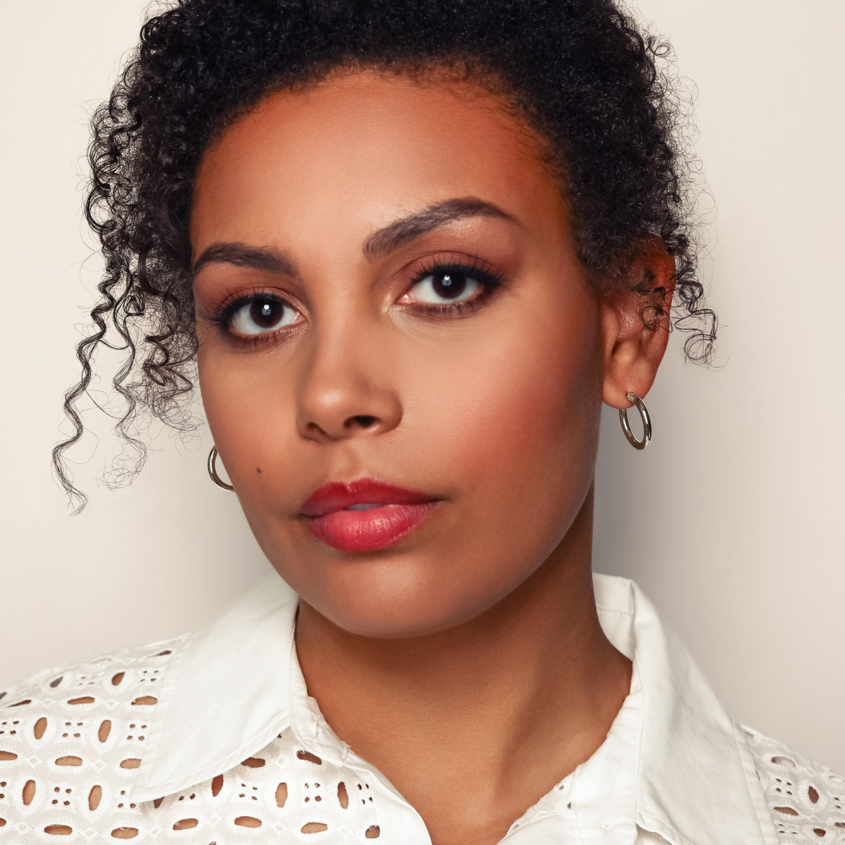 Cass 14K Gold Snap-down Tube Hoop Earrings