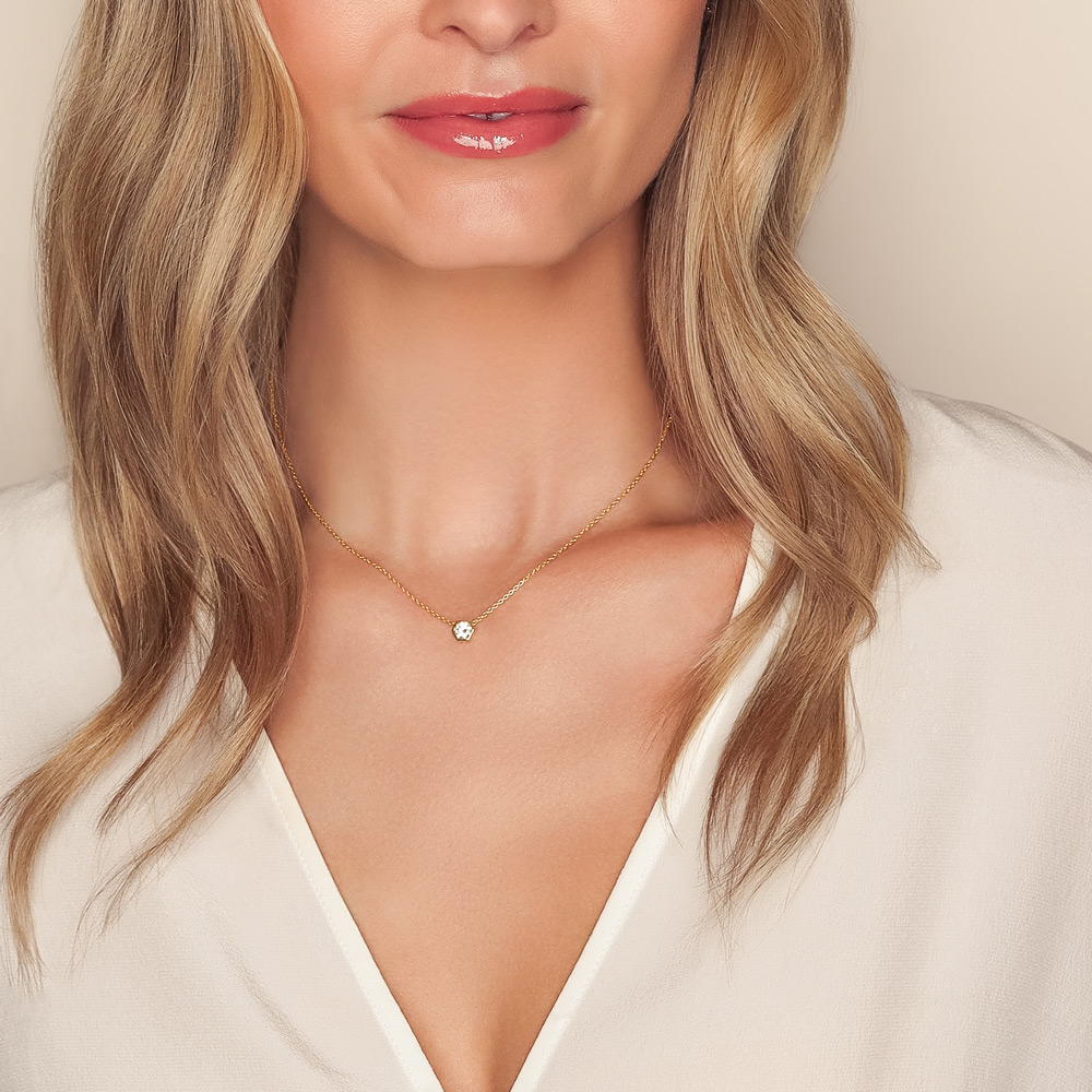 Round Diamond Hexagon Pendant in Yellow Gold, 16