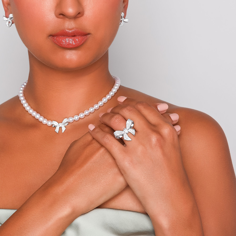 Mikimoto Jeux de Rubans Diamond Bow Ring in White Gold