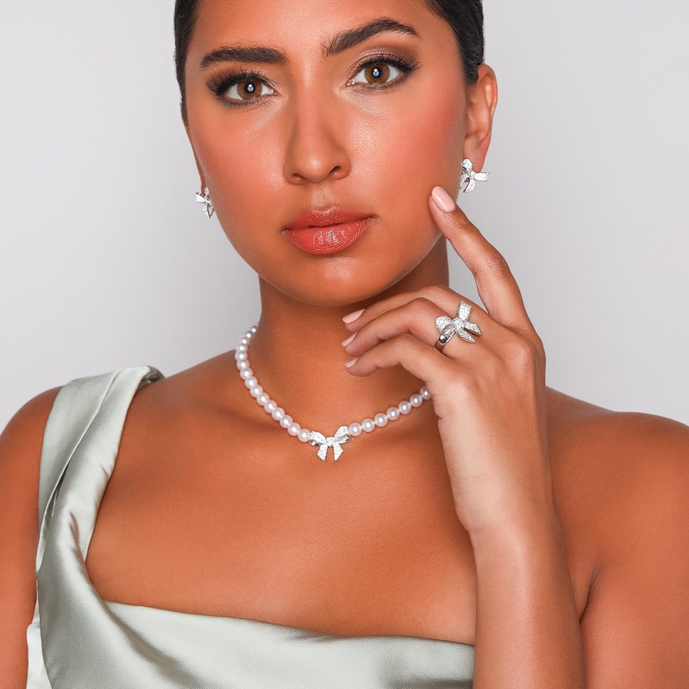 Mikimoto Jeux de Rubans Akoya Cultured Pearl & Diamond Bow Necklace in White Gold, 16