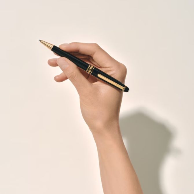 Montblanc Meisterstuck Classique Ballpoint Pen | 132453 | Borsheims
