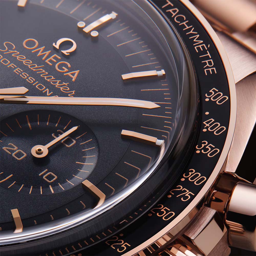 Omega Speedmaster Moonwatch Professional Master Chronometer Chronograph 42mm Men's Watch, Black Dial