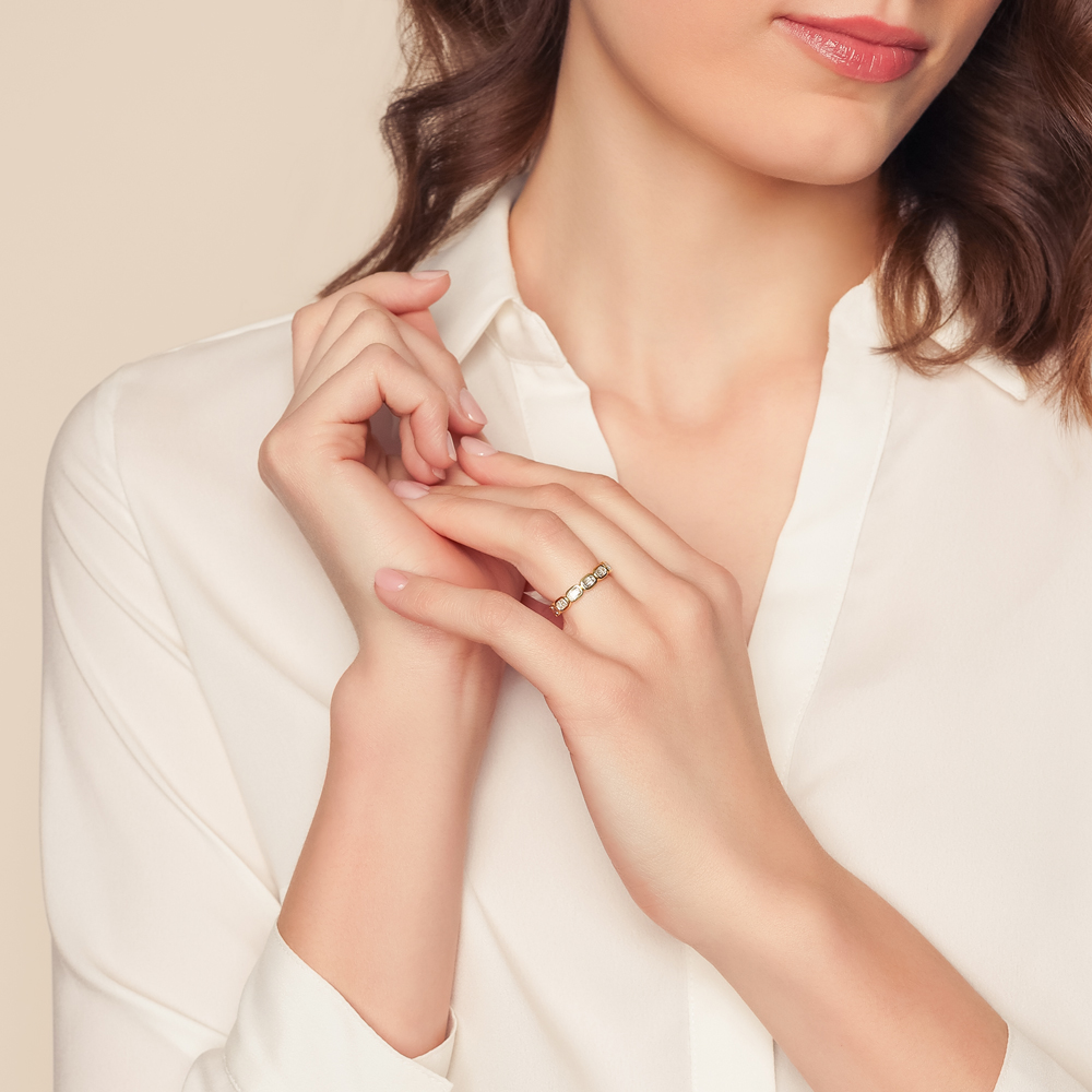 Christopher Designs Bezel Set Crisscut Lamour Classic & Round Diamond Band Ring in Yellow Gold