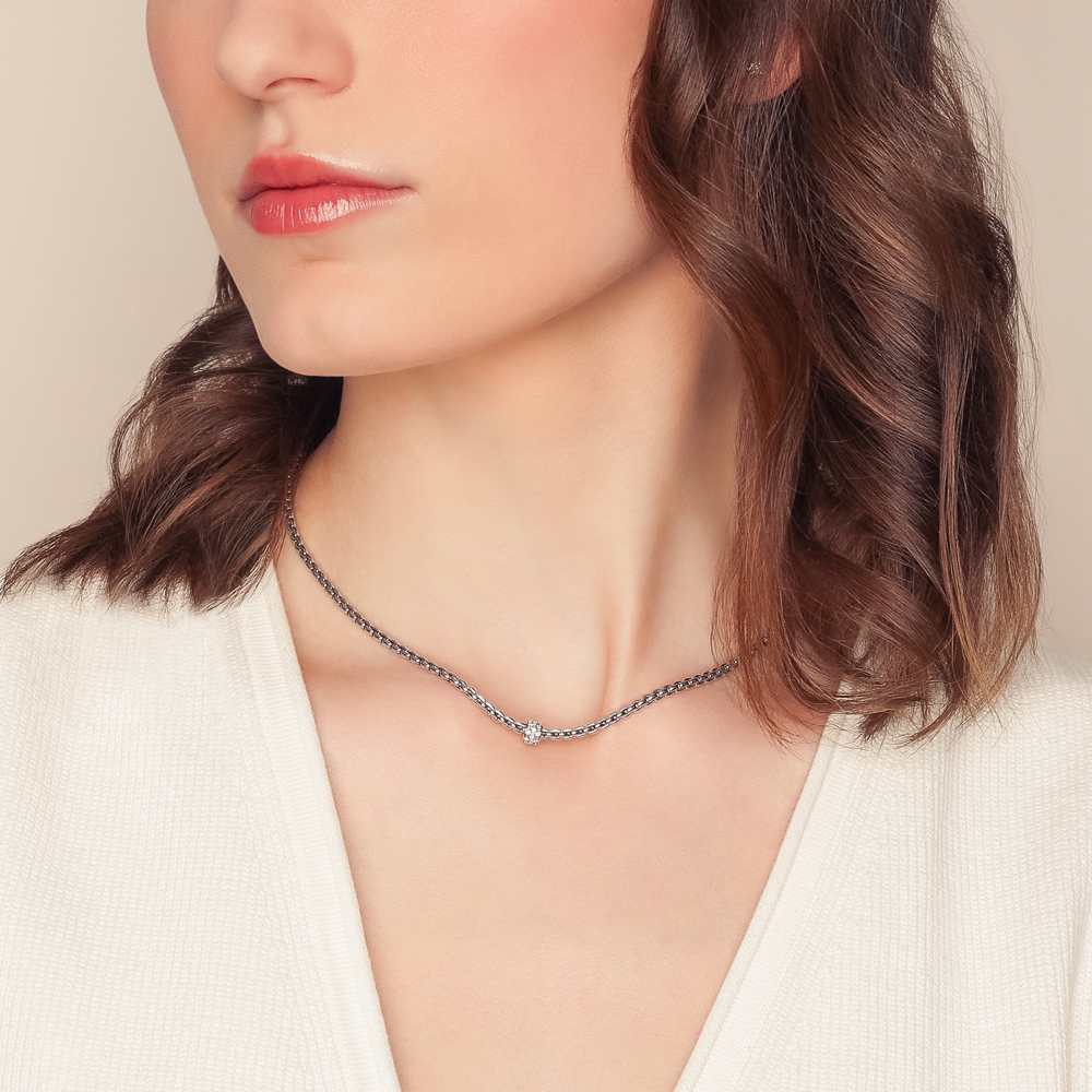 FOPE Eka Necklace in White Gold with Single Diamond Pave Station, 17