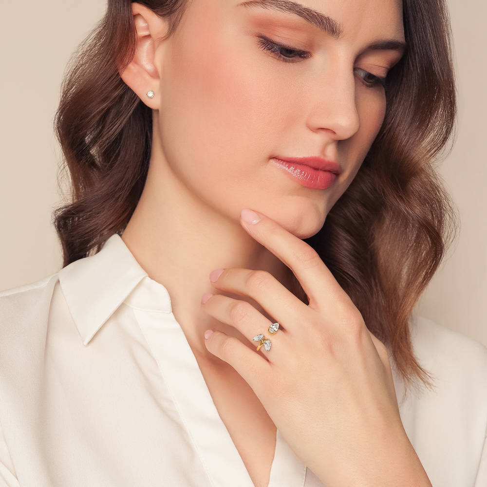 Phillips House One of One Pear Shape Diamond Trio Open Ring in Yellow Gold & Platinum, Size 6