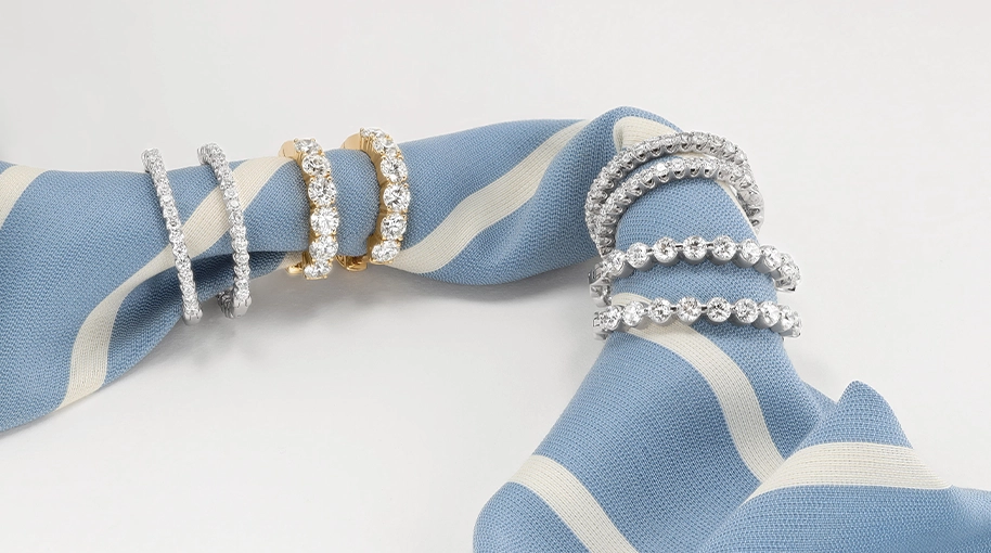 Shop Graduation Gifts