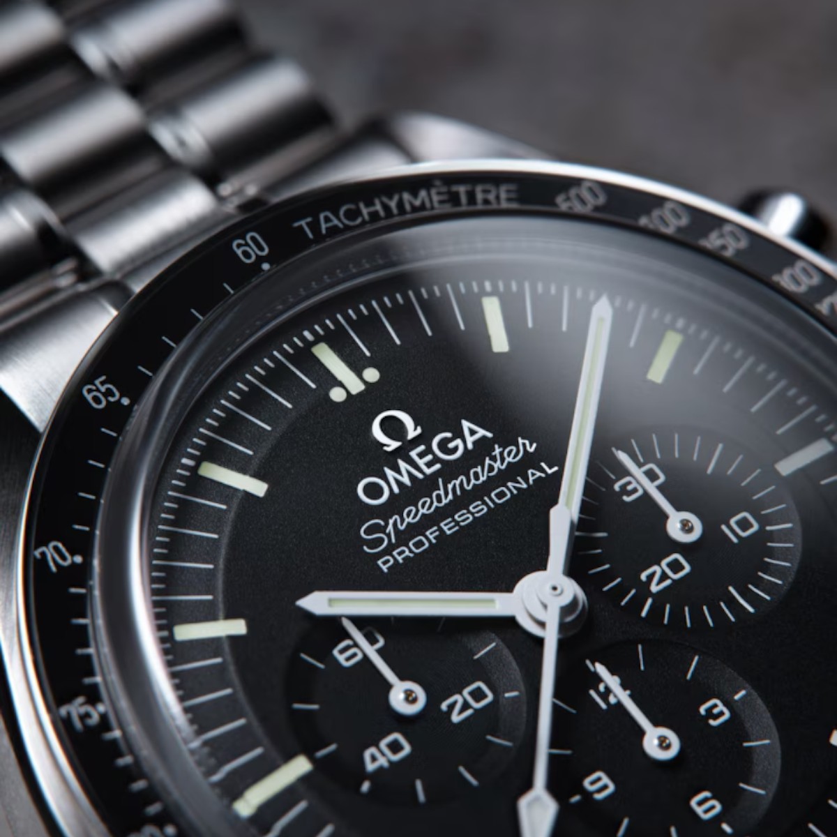 Omega Speedmaster Moonwatch Professional Co-Axial Master Chronometer Chronograph 42mm Watch