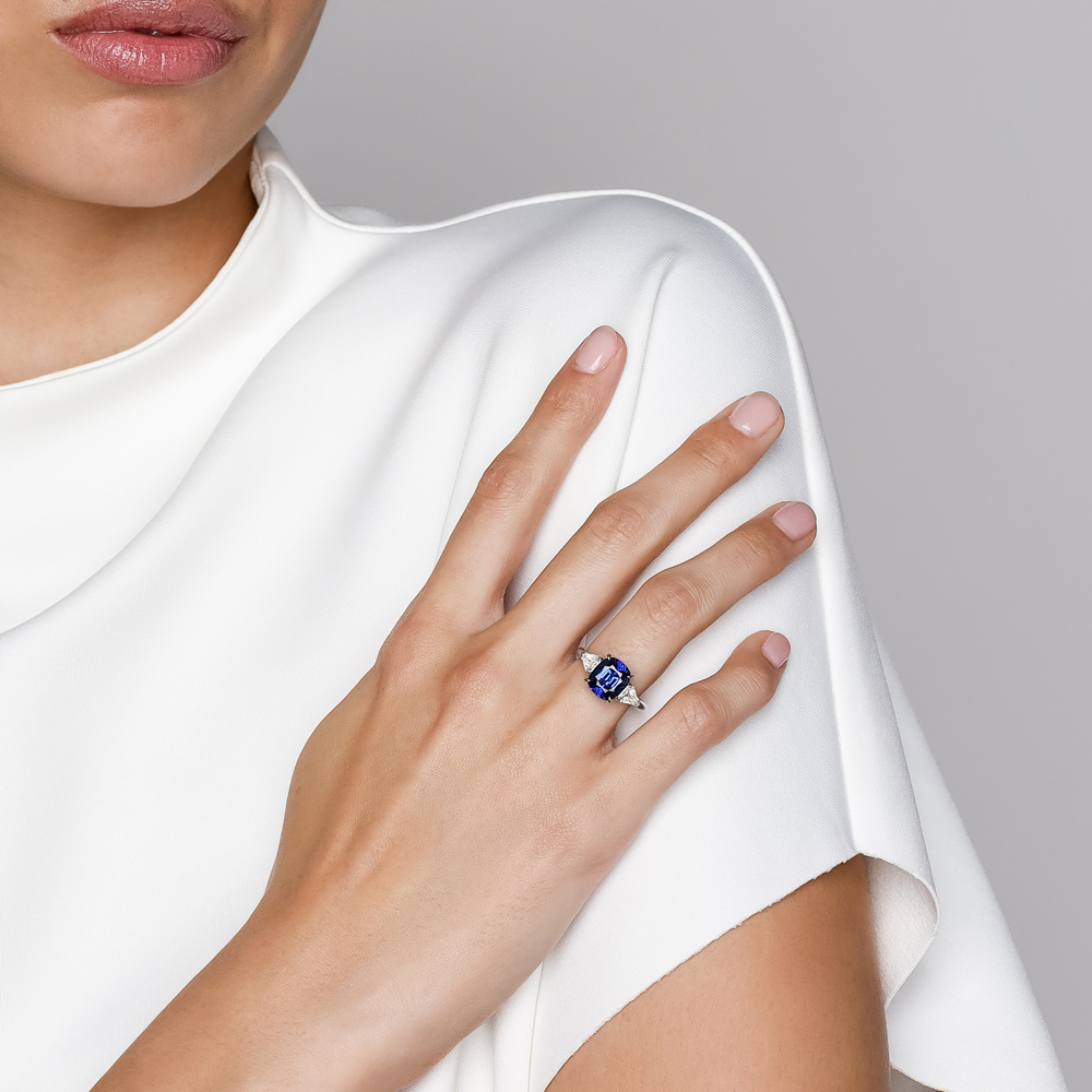 Cushion Cut Sapphire & Trillion Diamond 3 Stone Ring in Platinum