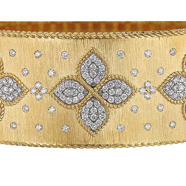 Roberto Coin Venetian Princess Wide Bangle in Yellow Gold with Diamonds