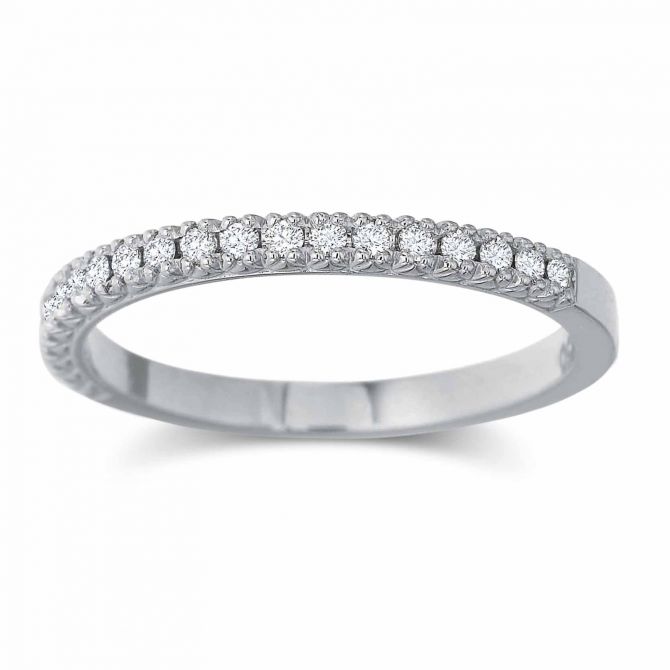 18K White Diamond Band, 0.15cttw