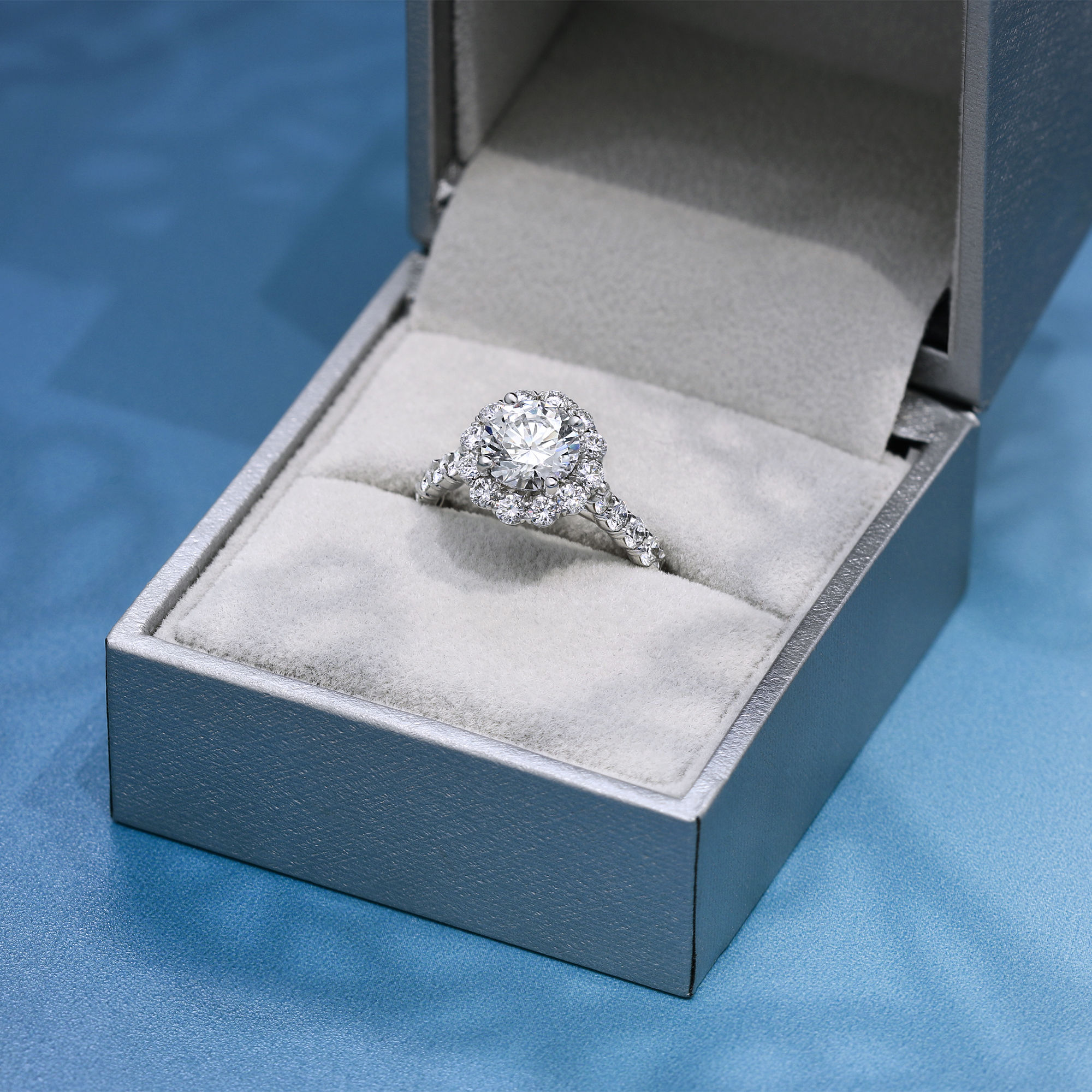 18K White Gold Diamond Halo Ring Setting, 1.13cttw