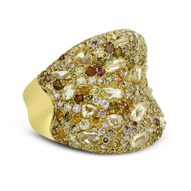18K Yellow Gold Brown and White Diamond Ring