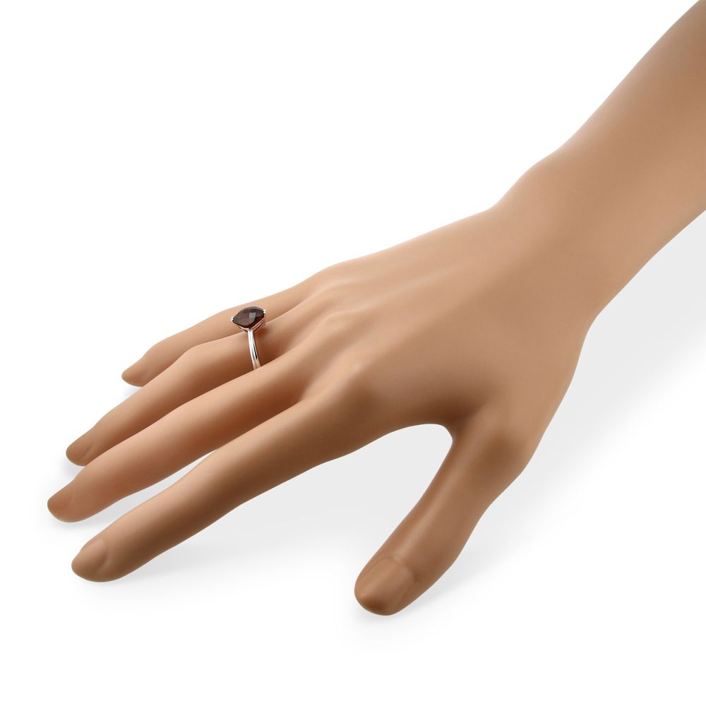 14K White Gold Checkerboard Cushion Garnet Ring