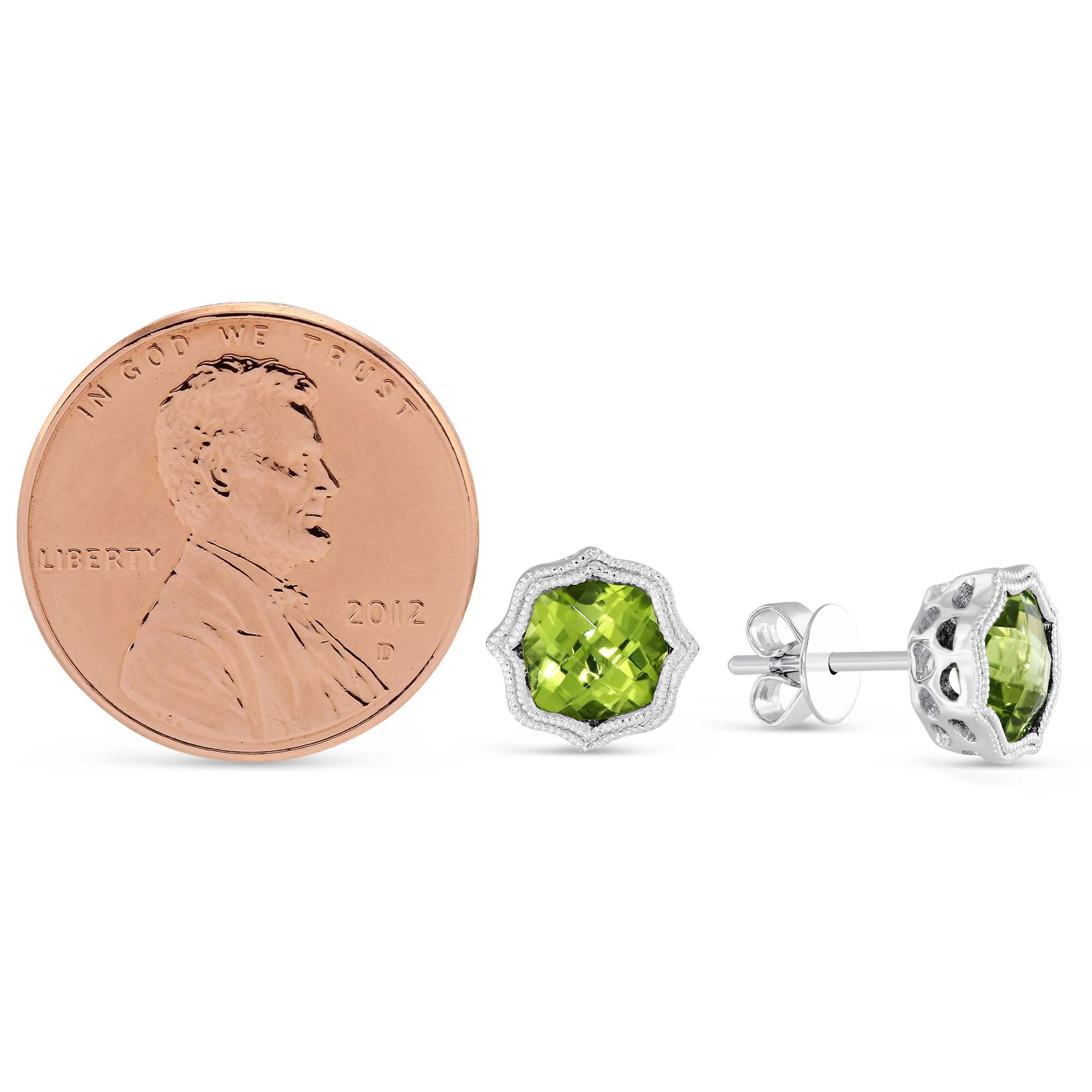 Peridot Quatrefoil Milgrain Post Earrings in White Gold