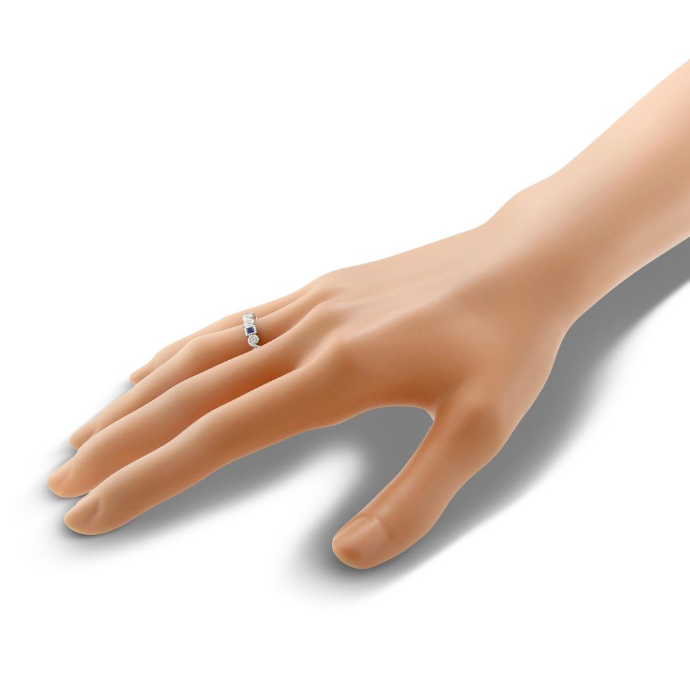 Princess Sapphire & Diamond Ring in White Gold