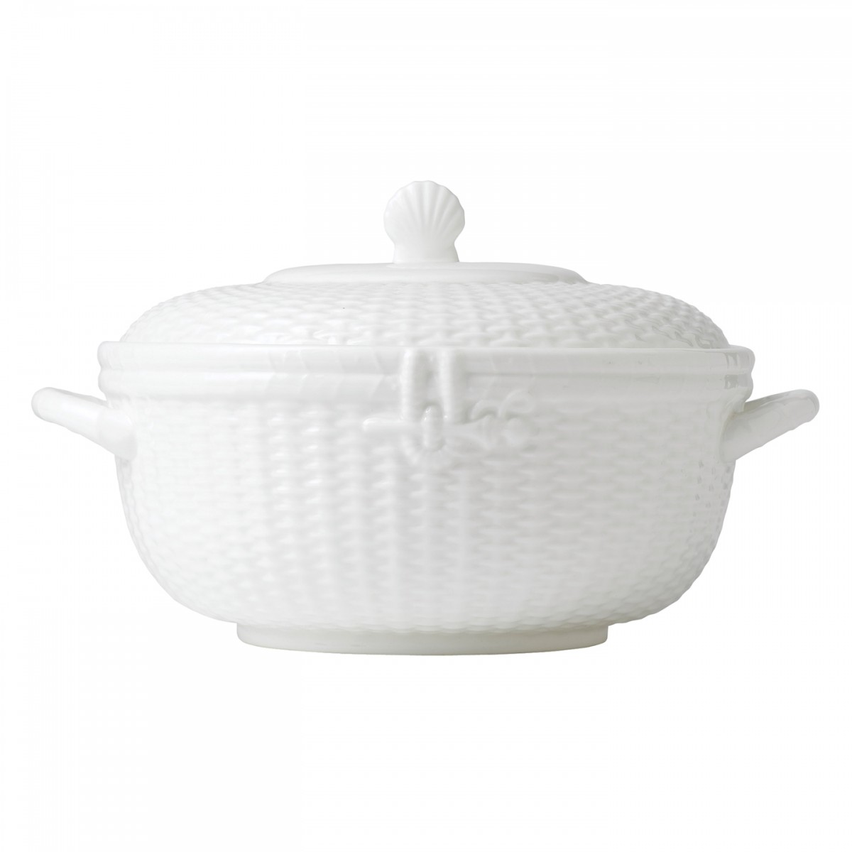 Wedgwood Nantucket Basket Covered Vegetable