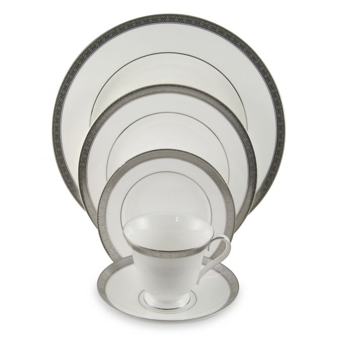 値下20ｃｍ×５枚ウォーターフォードNewgrange Platinumセカンド Waterford Newgrange Platinum Dinnerware | Borsheims