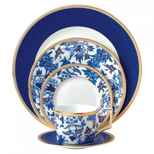 Wedgwood Hibiscus Dinnerware
